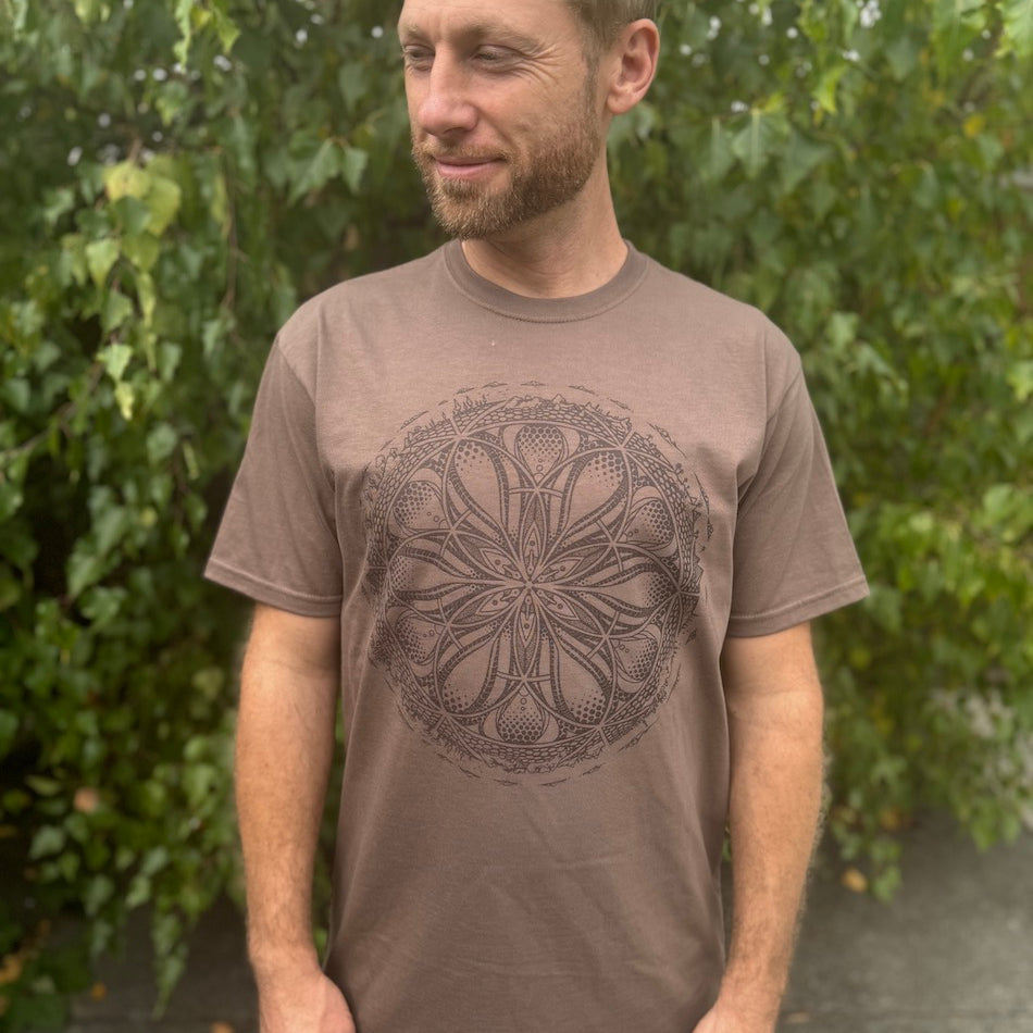 Gaia T-shirt - Organic Cotton Light Weight Jersey Geometric Nature Graphic Crew Neck Shirt