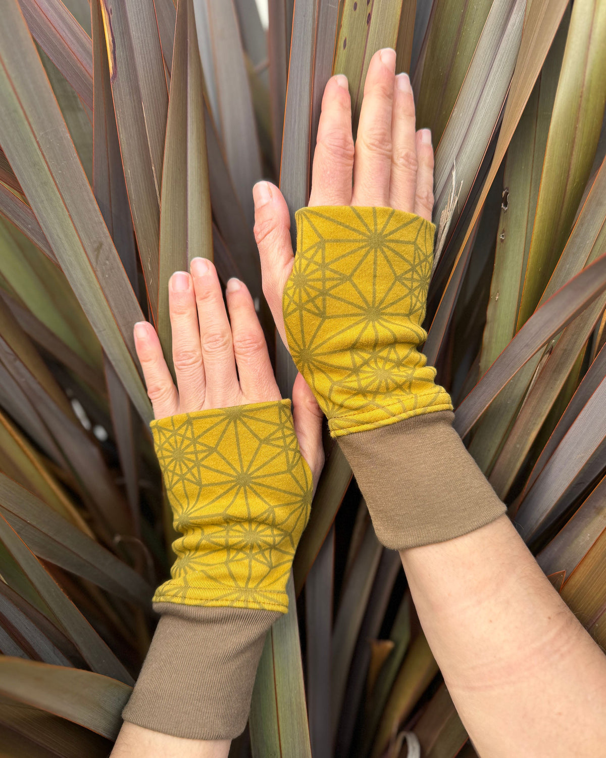 Organic Cotton Fingerless Writing Gloves - Sacred Geometry Wrist Warmers
